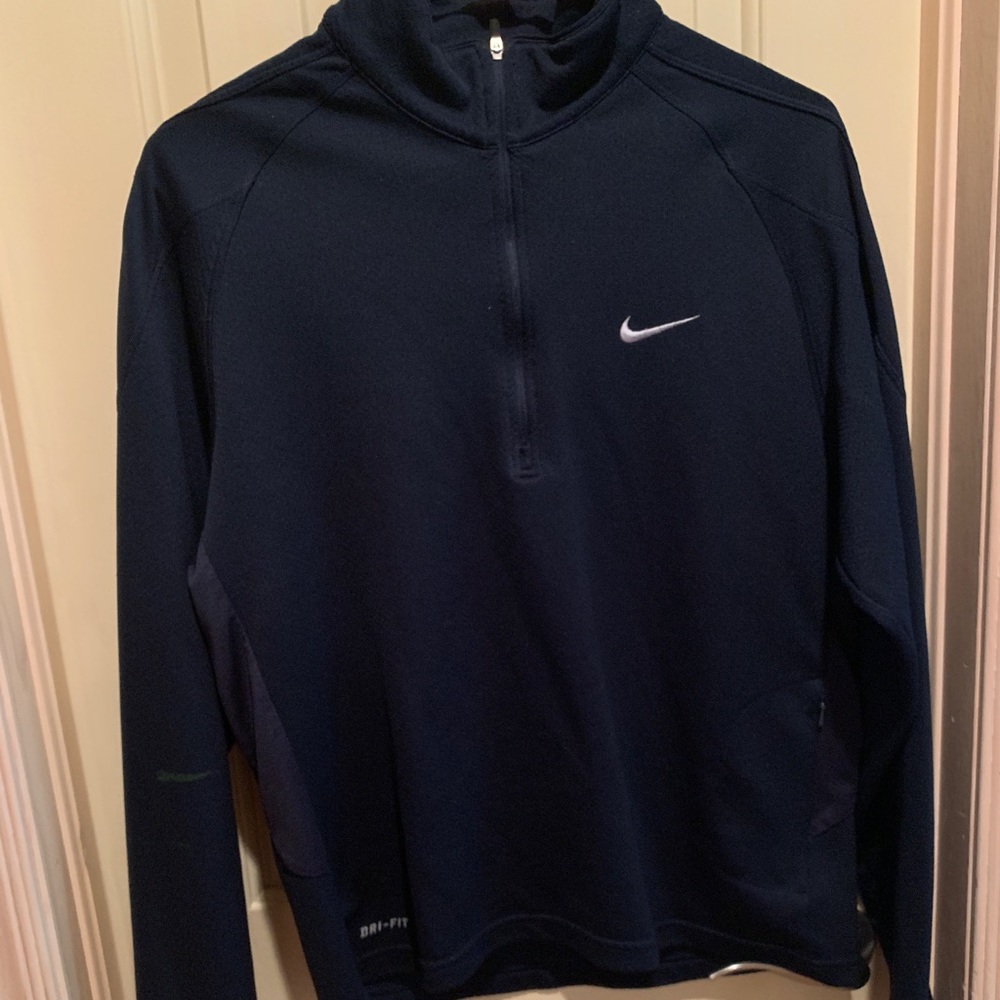 Nike pullover